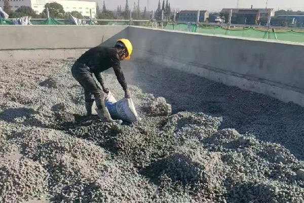 轻骨料混凝土如何用于桥梁工程达到减轻自重的效果？